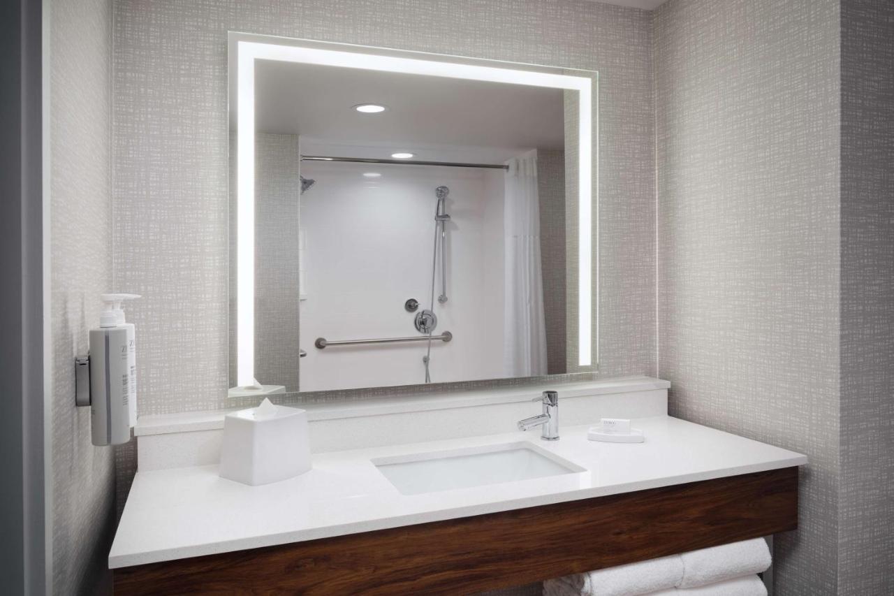 Hampton Inn Towson Downtown Eksteriør billede